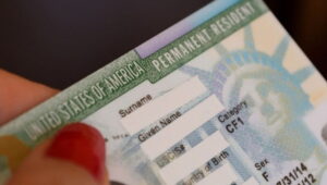 Green Card Aileyi Kapsar Mı? (Doğru Bilgi)